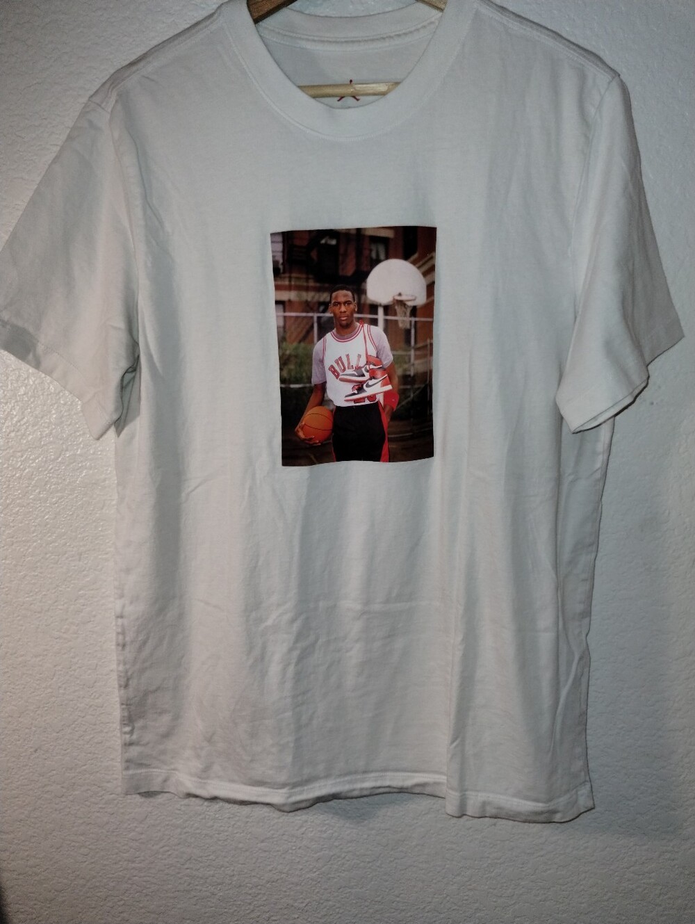 Michael Jordan T-shirt Kid's sz Large 100% Cotton Jordan Graphics